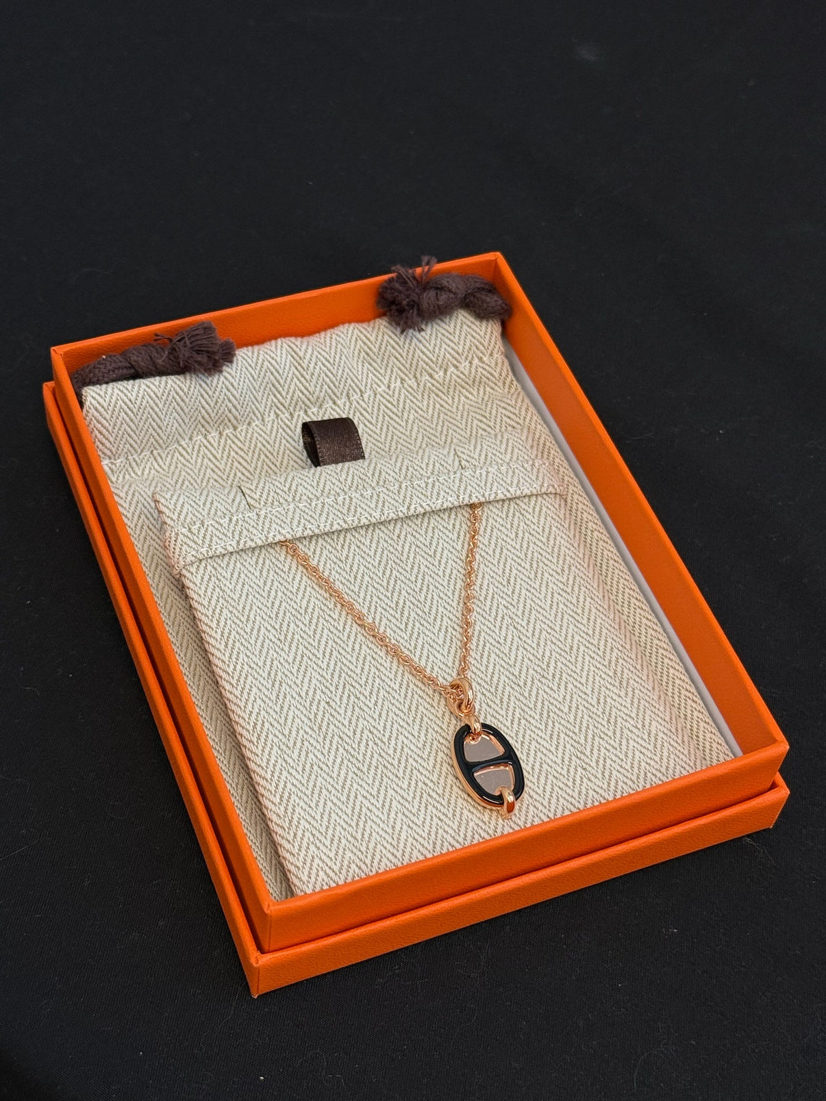 Hermes Mini Maillon Pendant Noir image 1