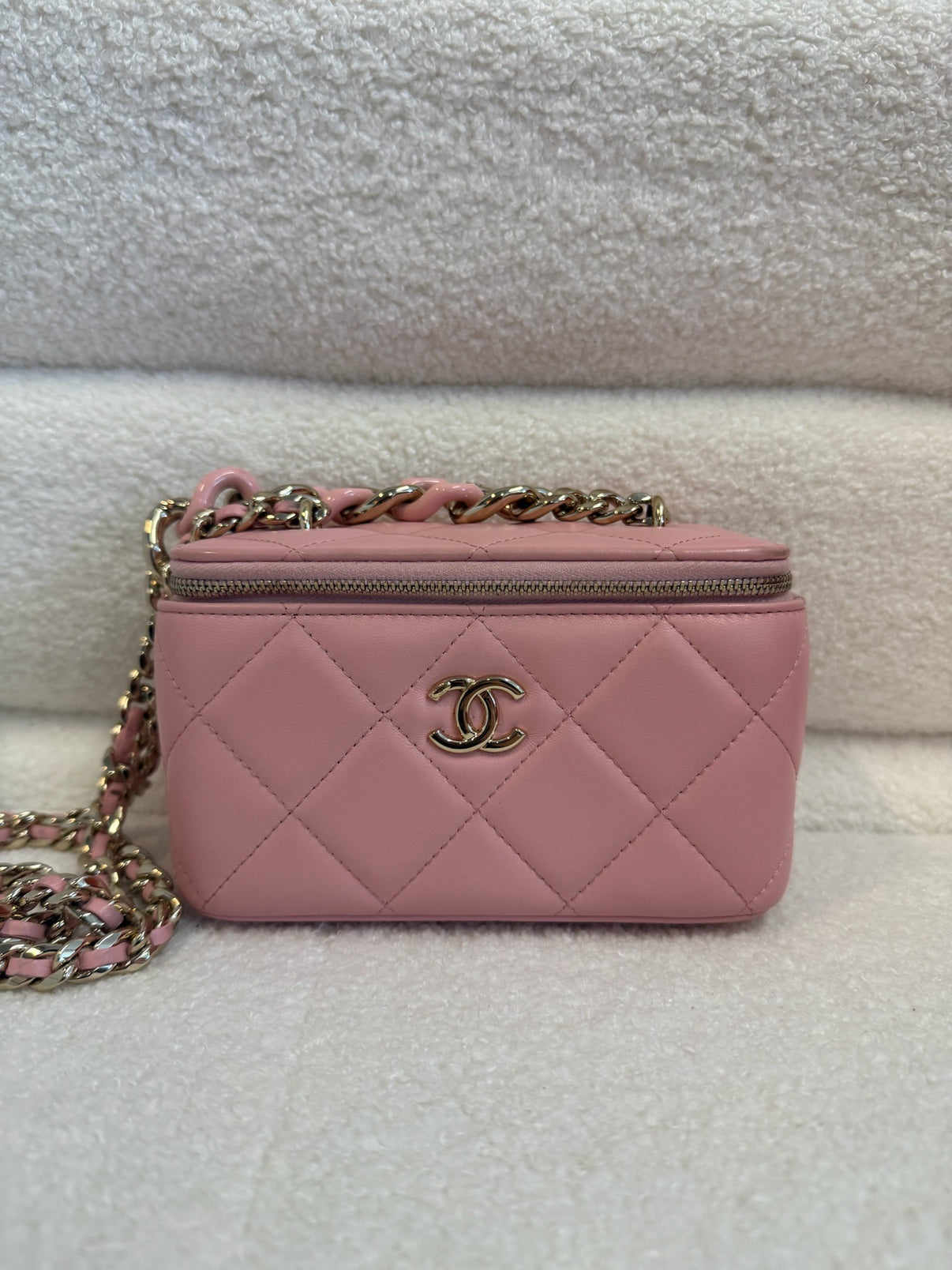 Chanel Mini Vanity With Chain - Pink image 1