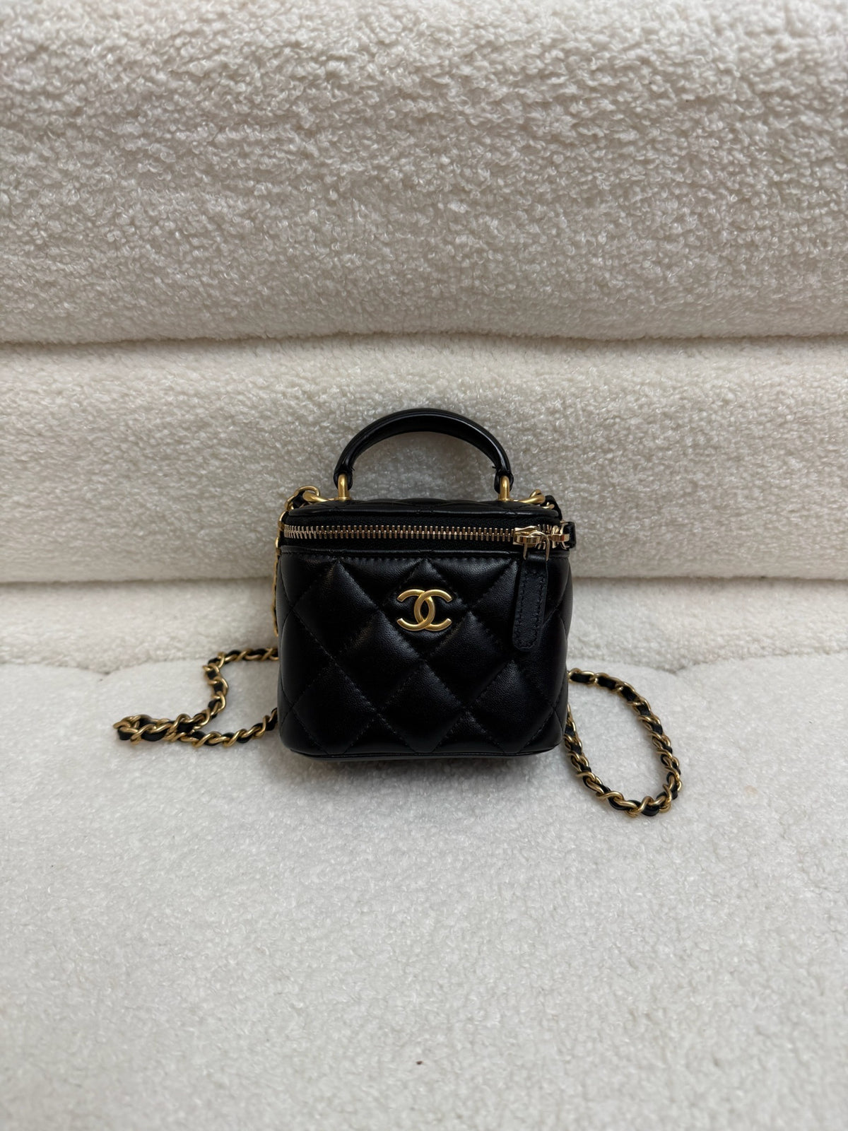 Chanel Trendy CC Vanity Leather Handbag - Black image 1