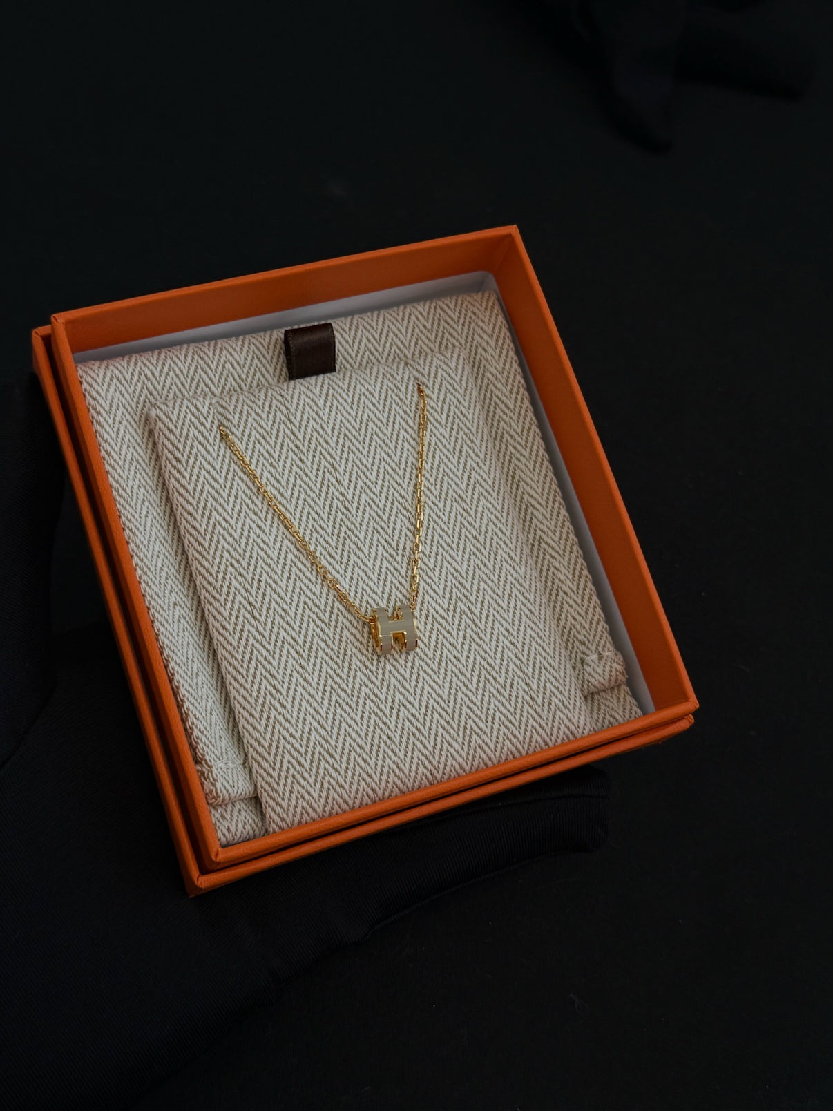 Hermes Mini Pop H Pendant Marron Glace image 1