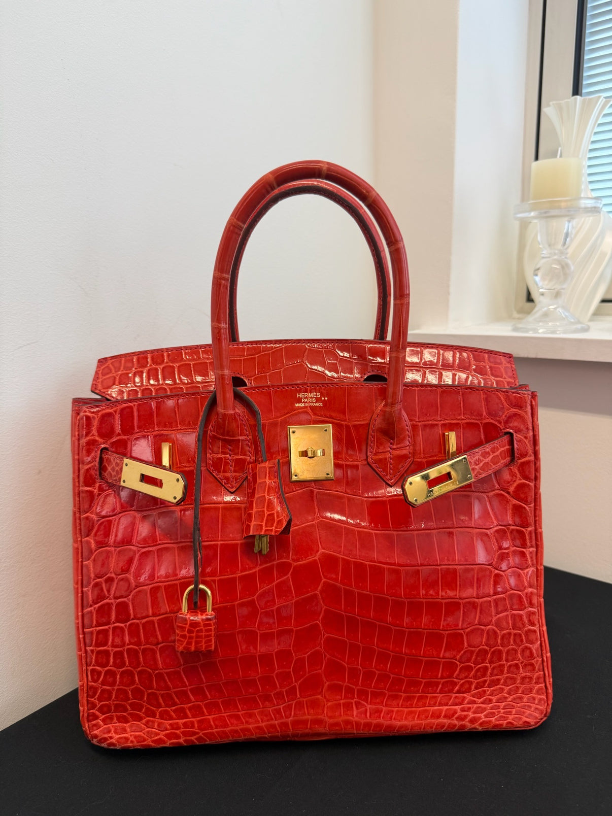 Hermes Birkin 25 Shiny Niloticus Crocodile Geranium Gold Hardware Bag image 1