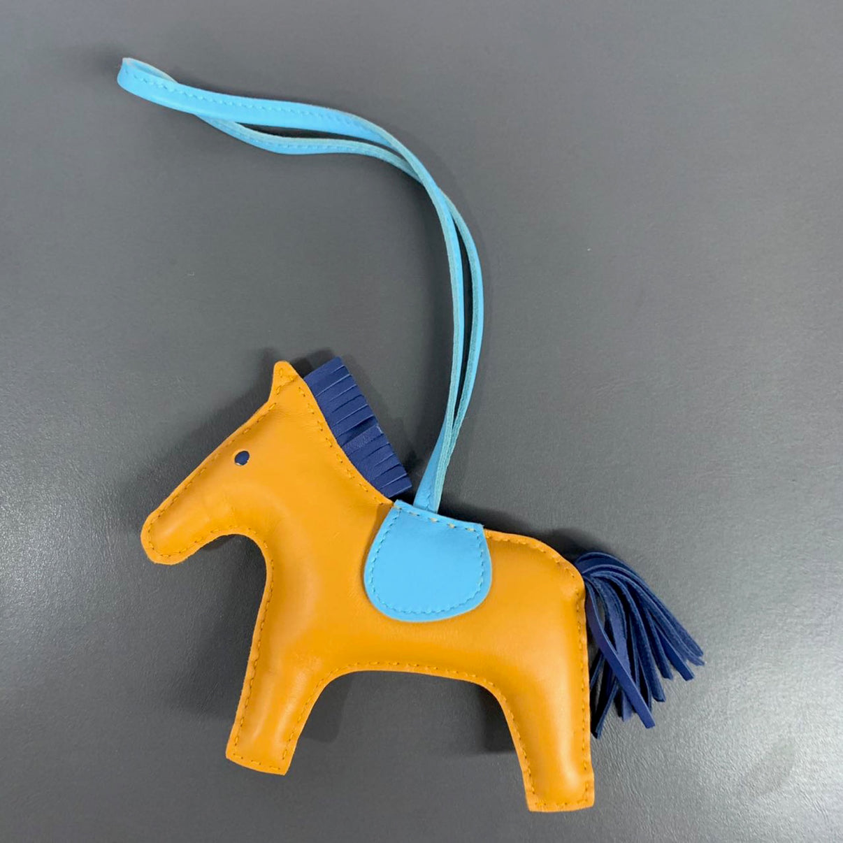 Hermès Rodeo PM Bag Charm Gold Bleu Gold / Bleu image 3