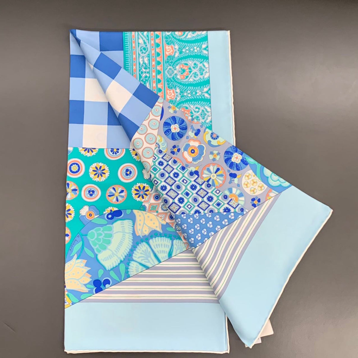Hermès Carré 90 Scarf La Vie du Grand Air image 9